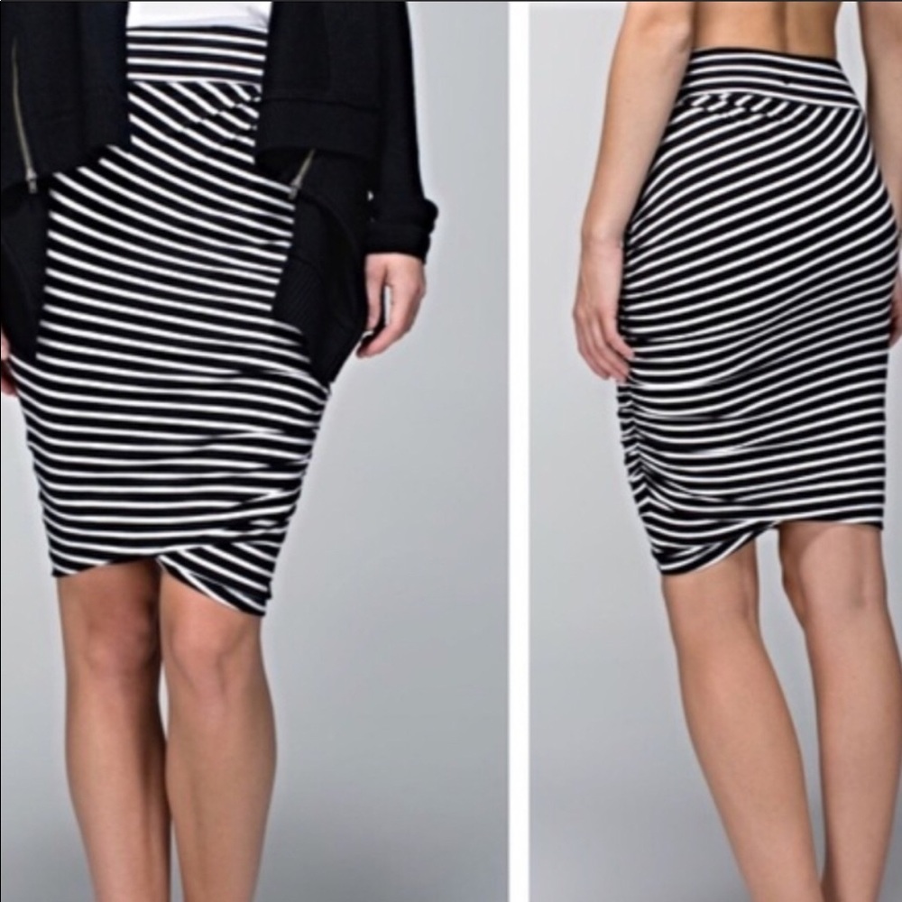 Lululemon Anytime Pencil Skirt Rare!